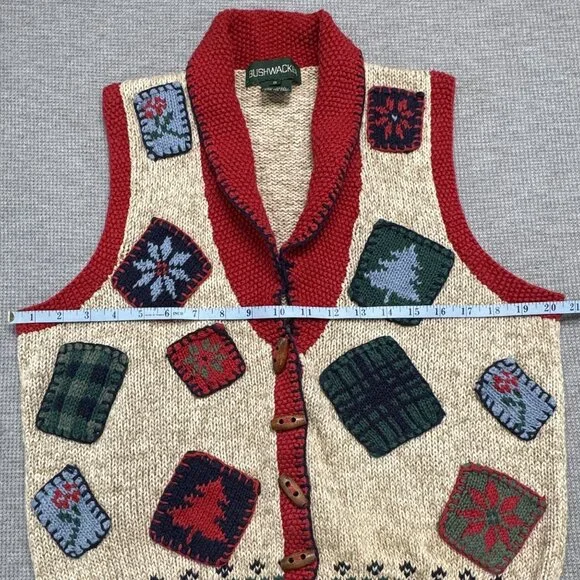 Vtg Bushwacker Womens Small Patchwork Holiday Sweater Vest Red Beige Button Knit - Picture 11 of 15